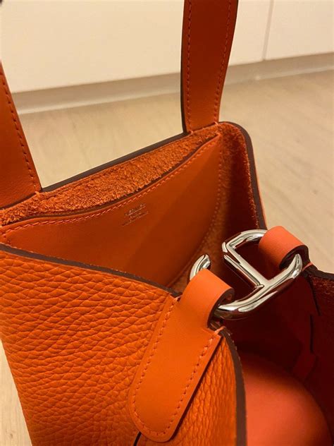 HERMES Taurillon Clemence Swift In